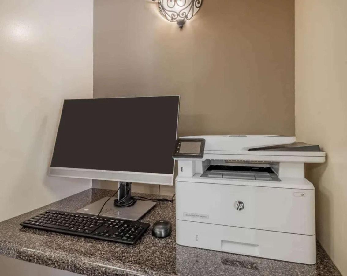 Sonesta Simply Suites St Louis Earth City Bagian luar foto