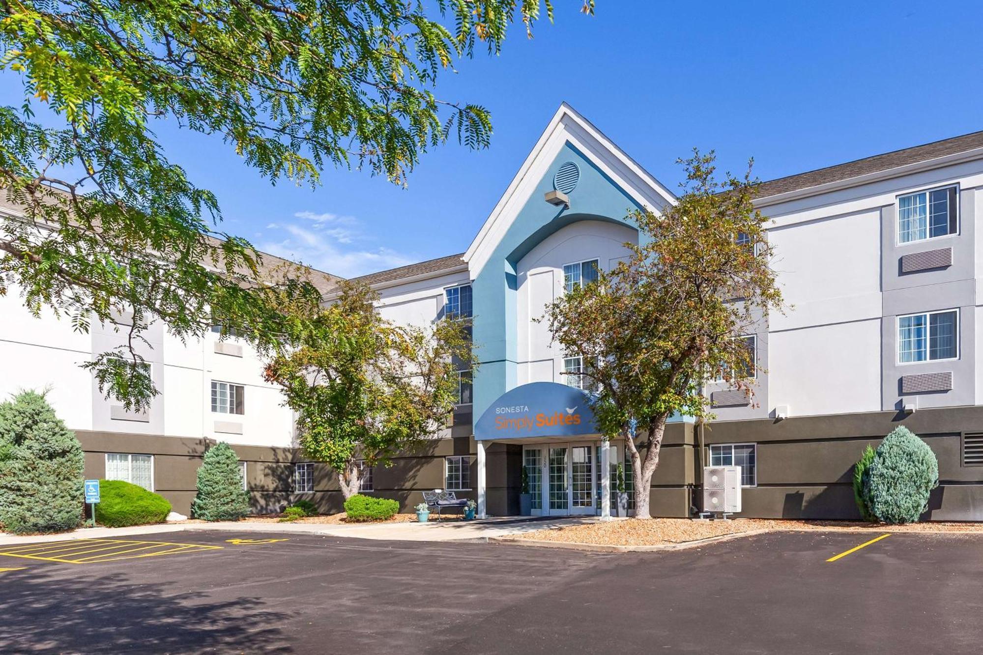 Sonesta Simply Suites St Louis Earth City Bagian luar foto