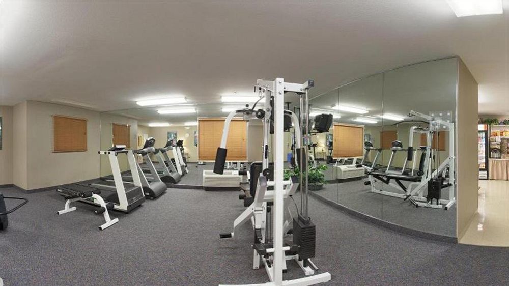 Sonesta Simply Suites St Louis Earth City Bagian luar foto